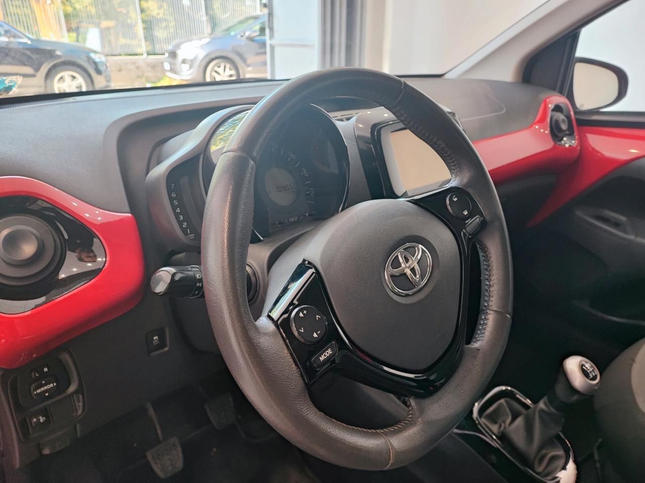 Toyota Aygo 1.0 VVT-i 5 porte x-clusiv