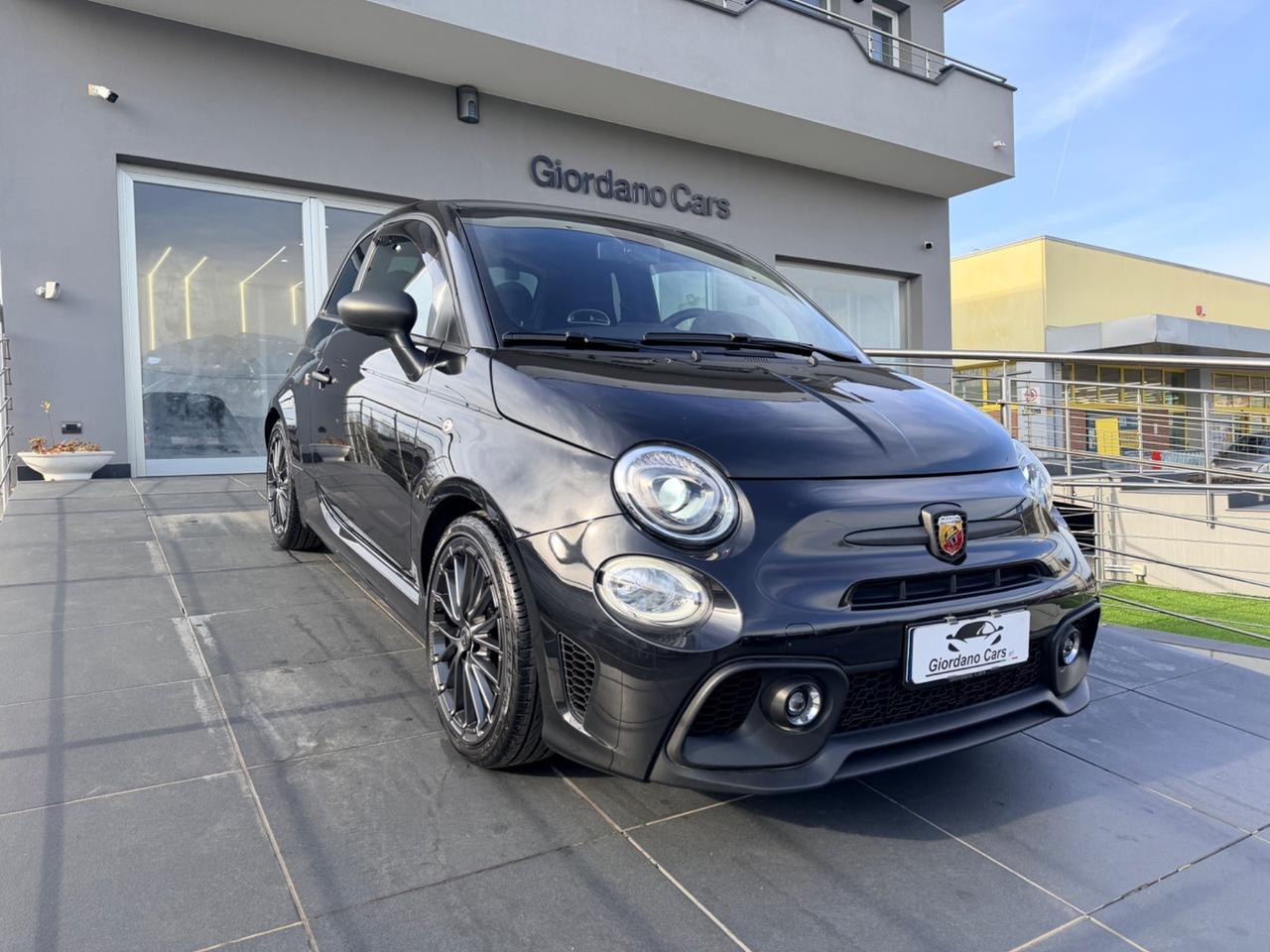 Abarth 595 1.4 Turbo T-Jet 165 CV black edition