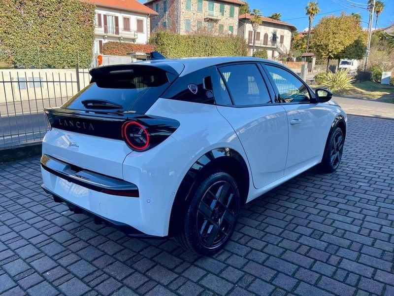 Lancia Ypsilon 1.2 Hybrid e-DCT LX - NUOVA
