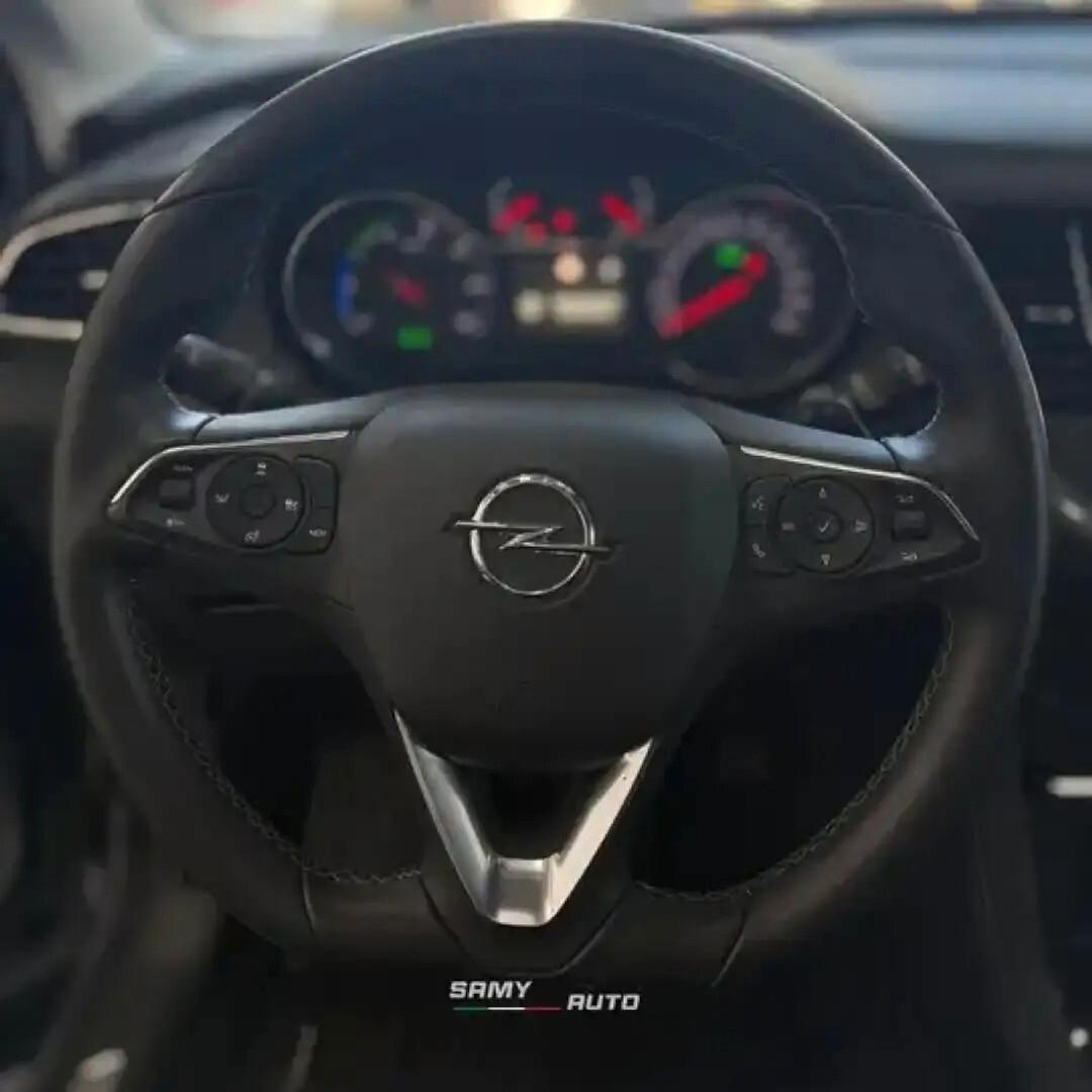 Opel Grandland X 1.6 Hybrid4 Plug-in aut. AWD