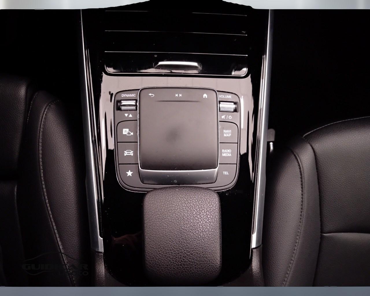 Mercedes-Benz GLB - X247 2019 - GLB 200 d Sport Plus auto