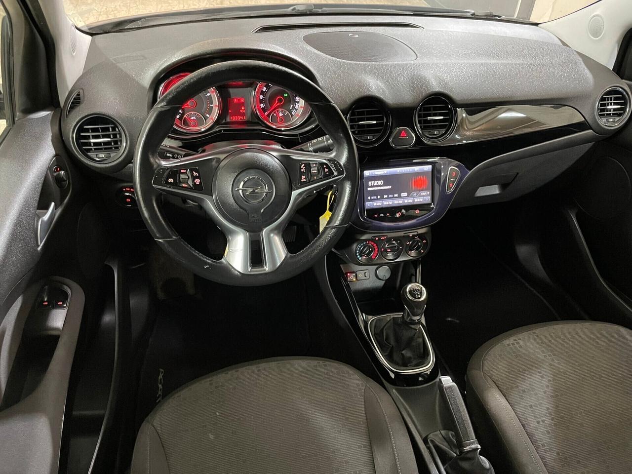 Opel Adam 1.2 70 CV White/Black Link GPL