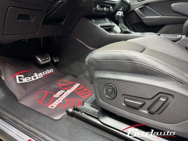 AUDI Q3 SPORTBACK SPB 40 TDI quattro S line Black edition