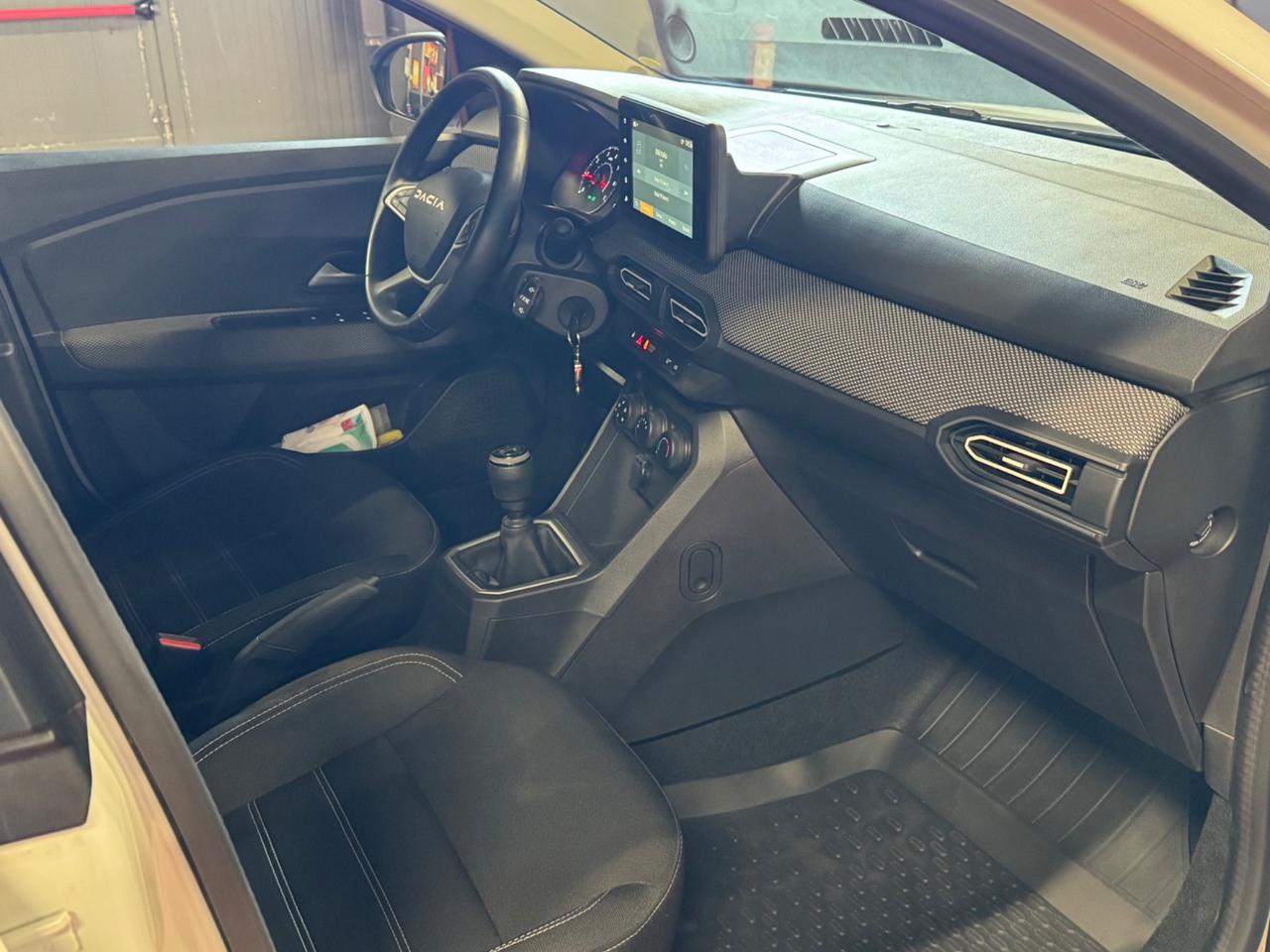 Dacia Jogger 1.0 TCe GPL 100 CV 5 posti Essential
