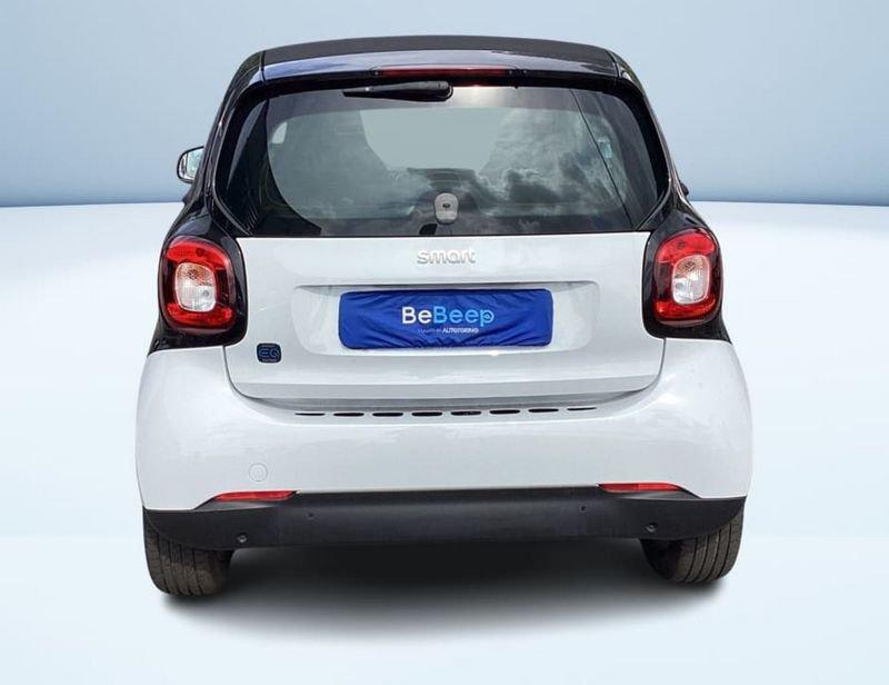 smart fortwo EQ PURE 4,6KW
