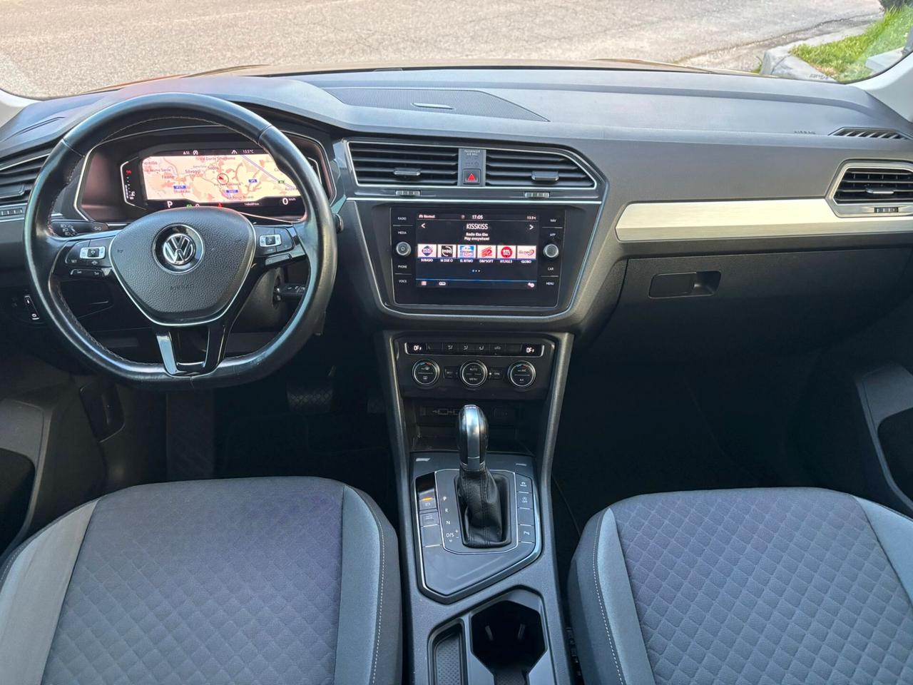 Volkswagen Tiguan 2.0 TDI SCR Style BlueMotion R LINE