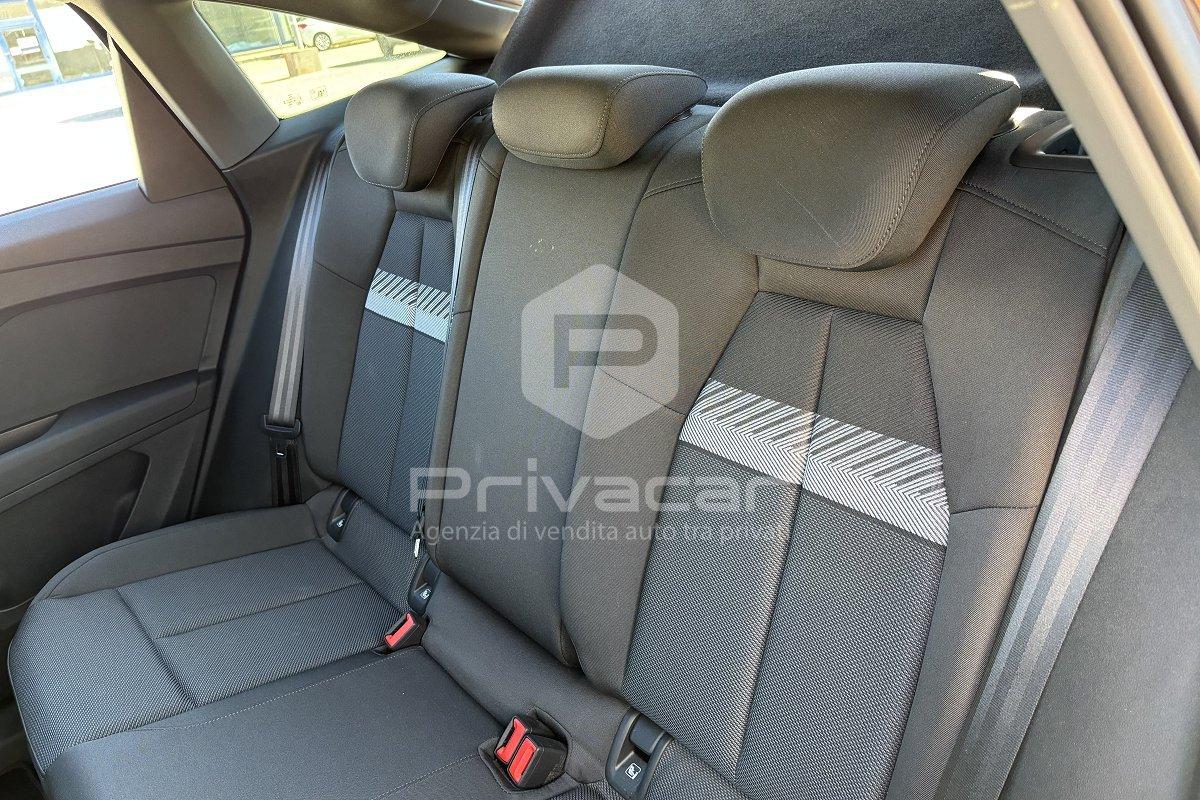 AUDI Q4 SPB 45 e-tron S line edition