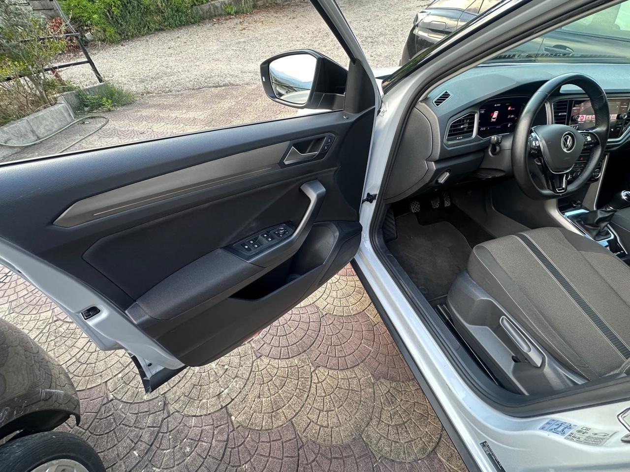 Volkswagen T-Roc 1.6 TDI SCR Advanced BlueMotion Technology