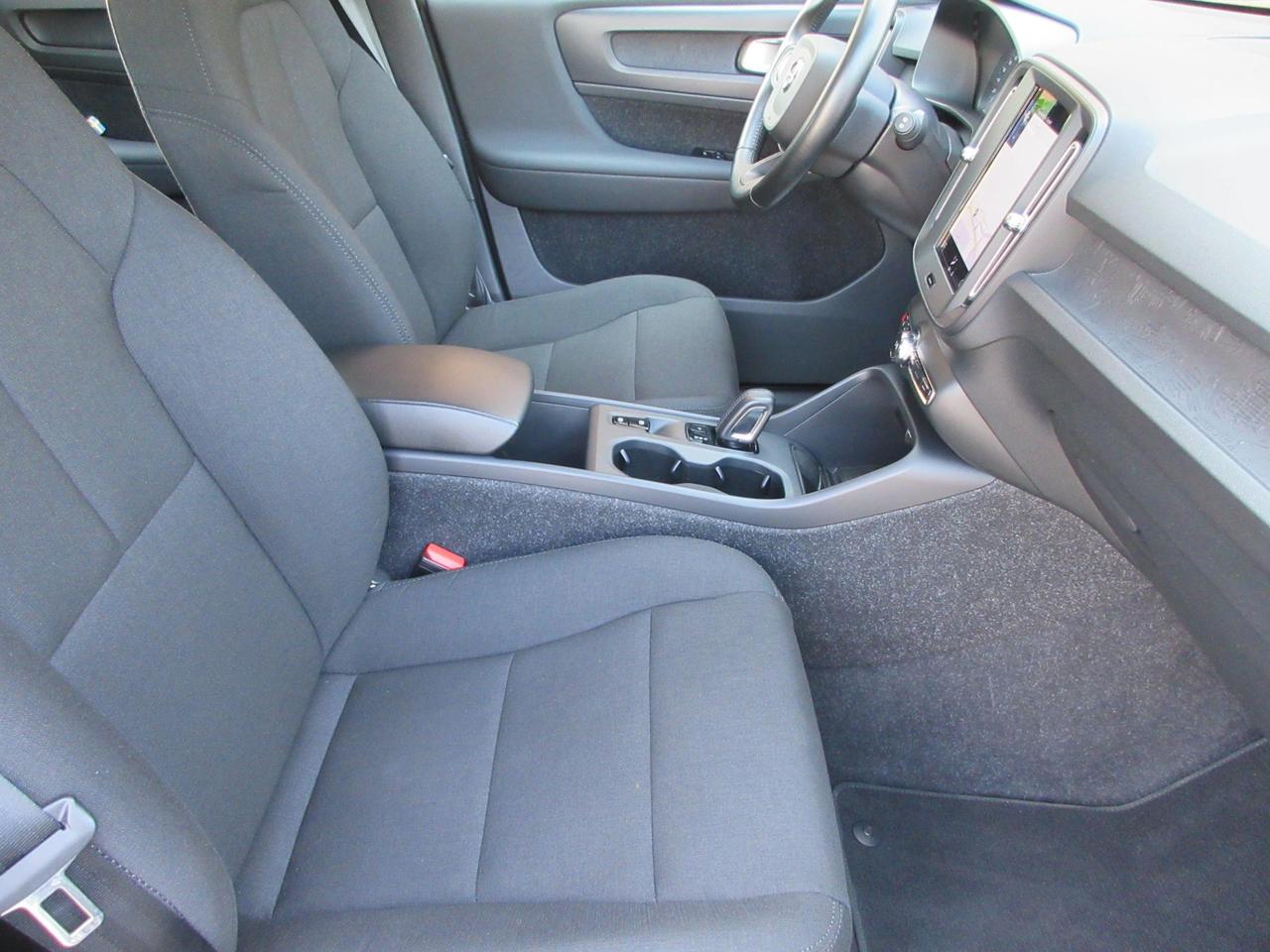 Volvo XC40 1.5 t2 Momentum Core auto