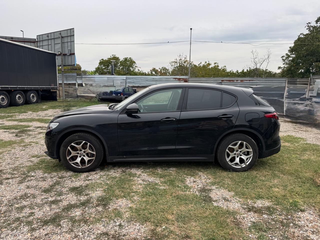 Alfa Romeo Stelvio 2.2 Turbodiesel 190 CV AT8 Q4 Executive
