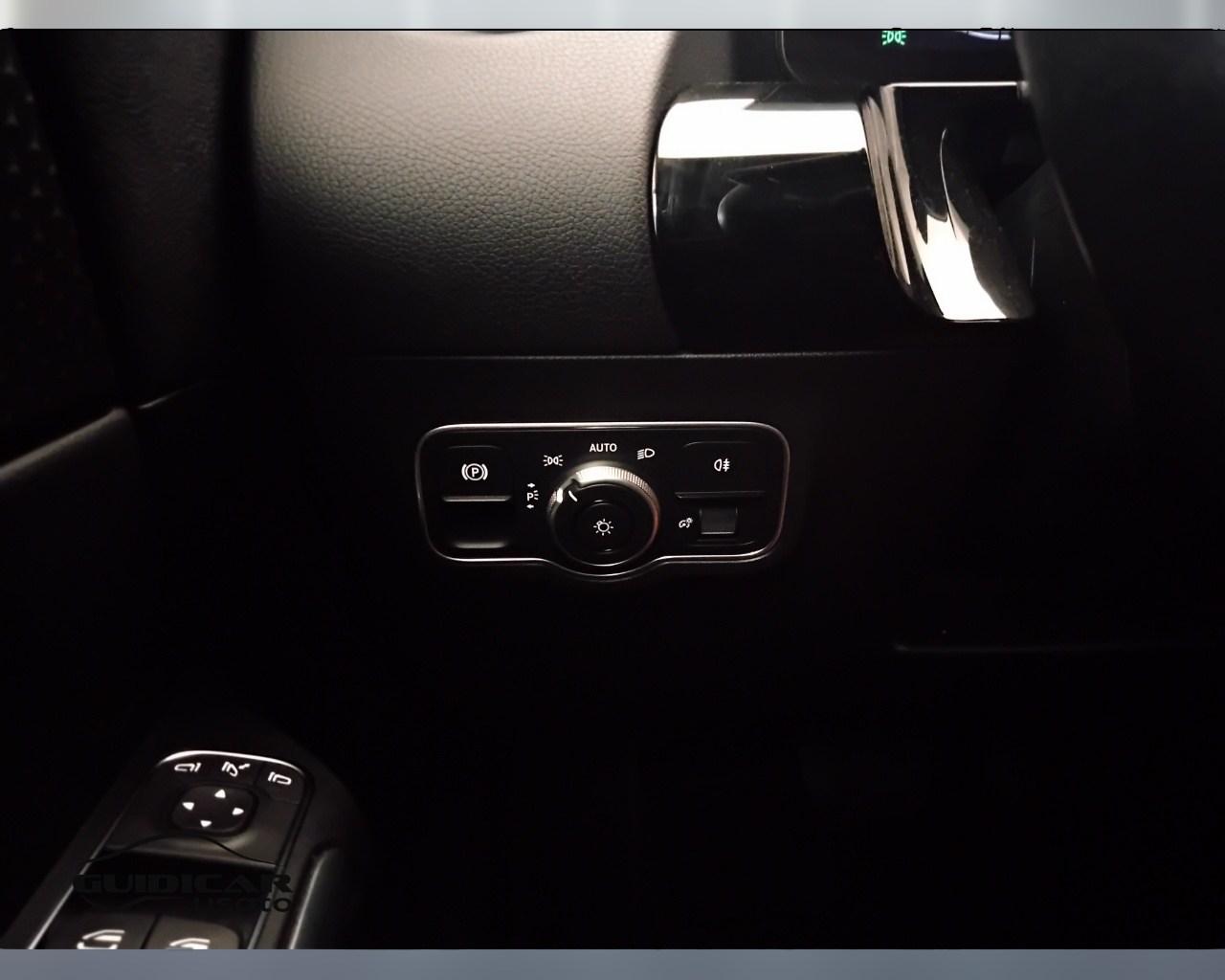 Mercedes-Benz GLA-H247 2023 - GLA 180 d Progressive Advanced auto