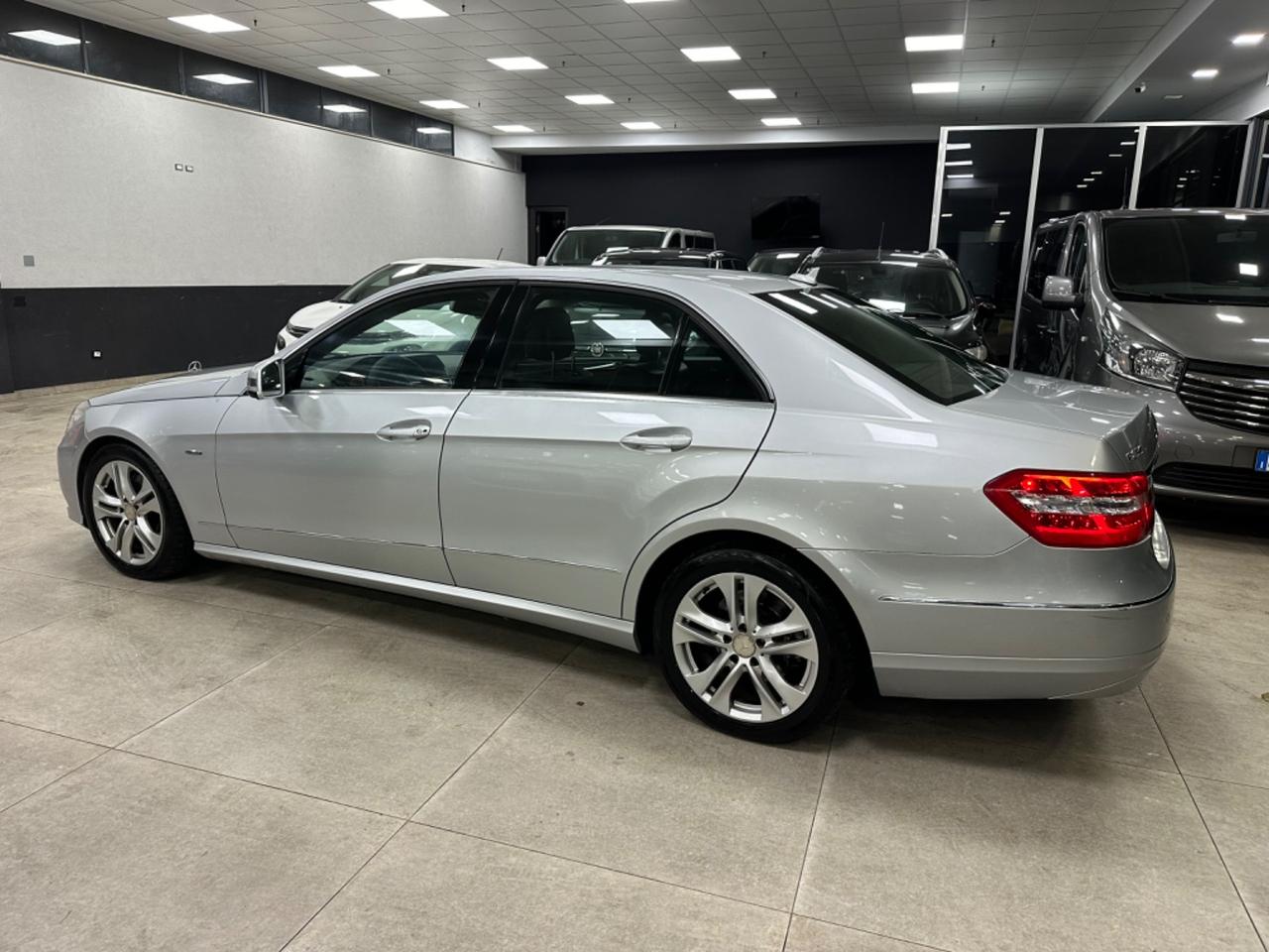 Mercedes-benz E 250 CDI Avantgarde AUTOM 2009