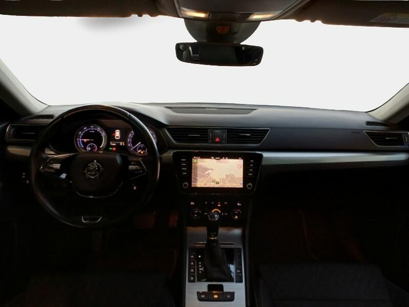 SKODA SUPERB WAGON 1.4 TSI PLUG-IN HYBRYD EXECUTIVE DSG