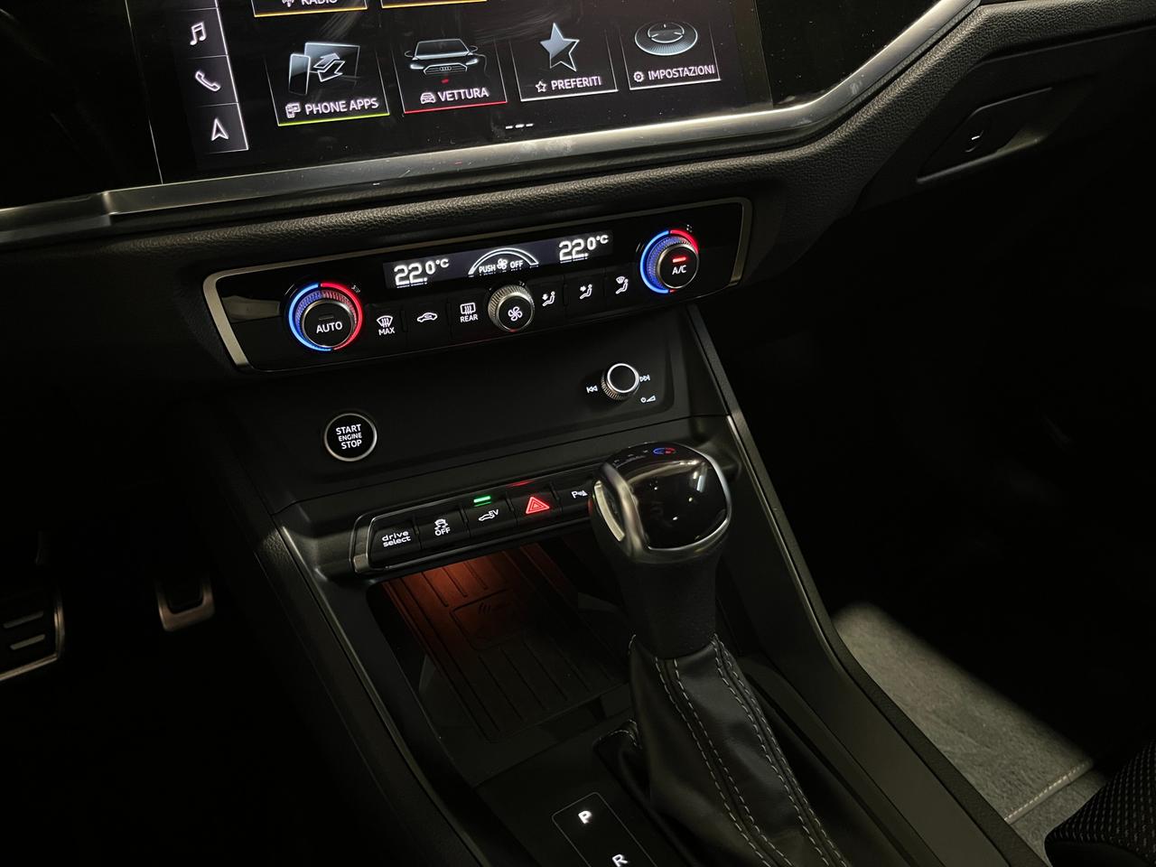 AUDI Q3 SPORTBACK 45 TFSI-E S-TRONIC IDENTITY BLACK