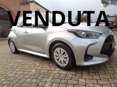 Toyota Yaris 1.5 Hybrid 5 porte Active NO VINCOLO DI FINANZIAMENTO