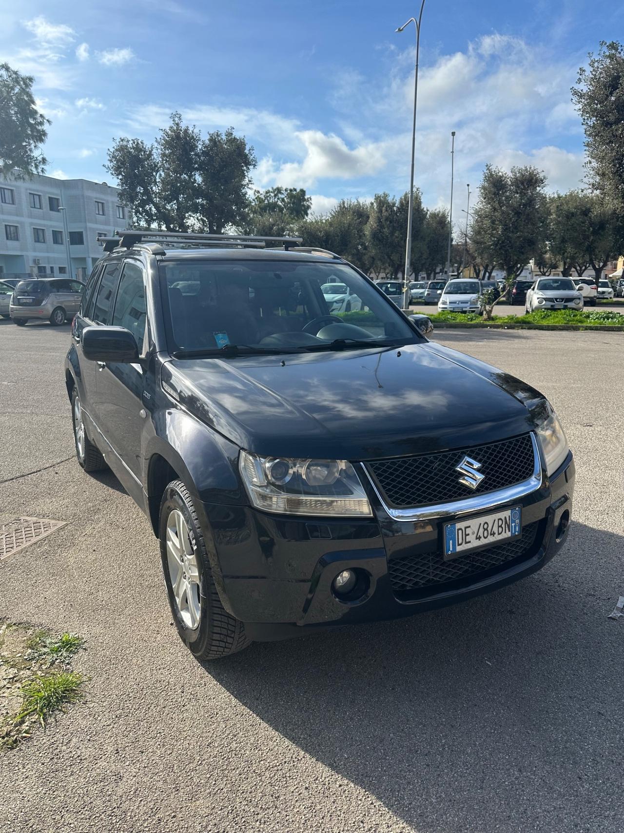 Suzuki Grand Vitara 1.9 DDis 5 porte (CON GANCIO TRAINO ORIGINALE)