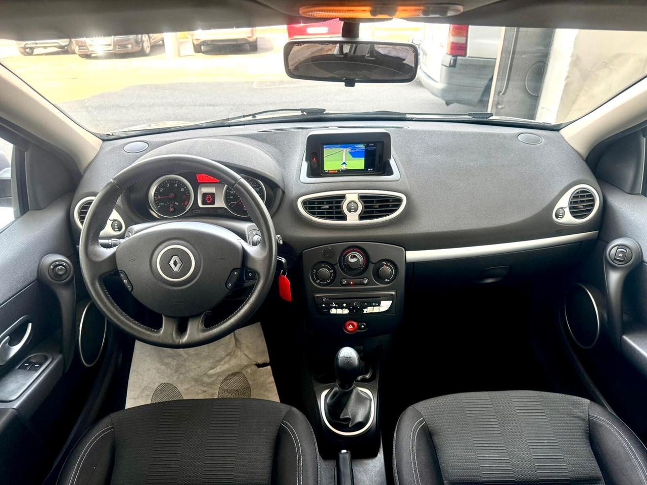 Renault Clio 1.2 16V 5 porte Dynamique