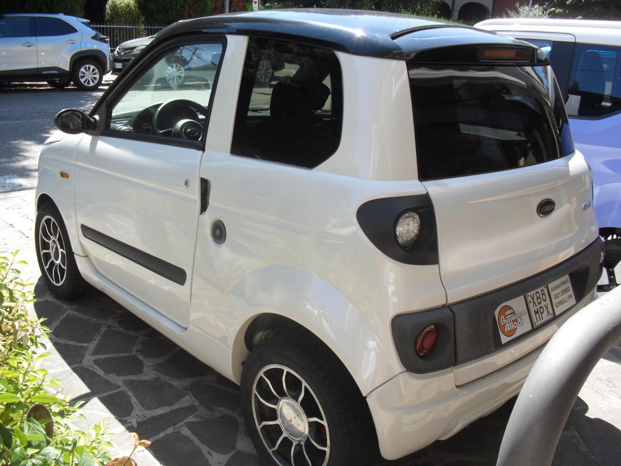 Microcar M.Go MGO 4 Dynamic + Plus