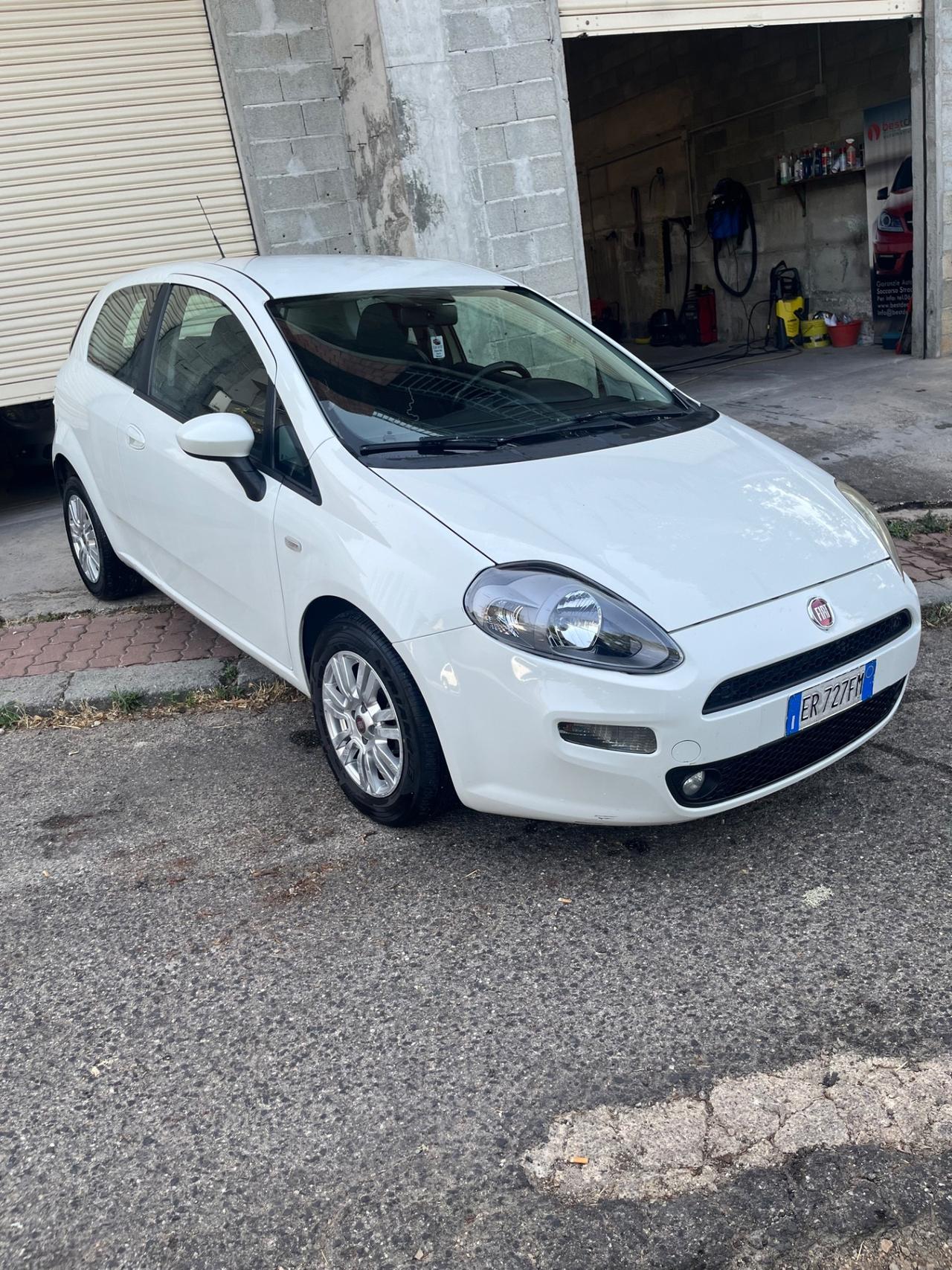 Fiat Punto 1.3 MJT II S&S 85 CV 5 porte ECO Street