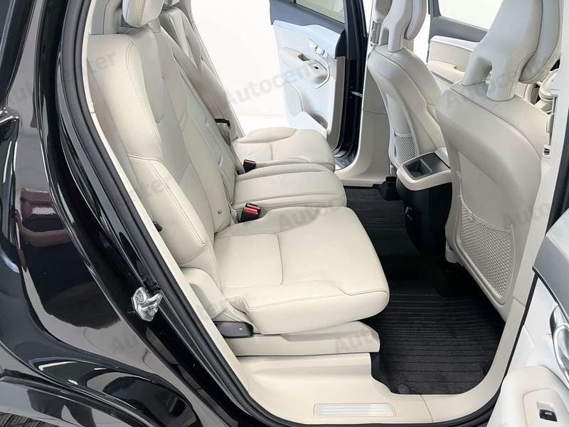 Volvo XC90 D4 190CV AUT TRAZIONE ANTERIORE 5 POSTI MOMENTUM