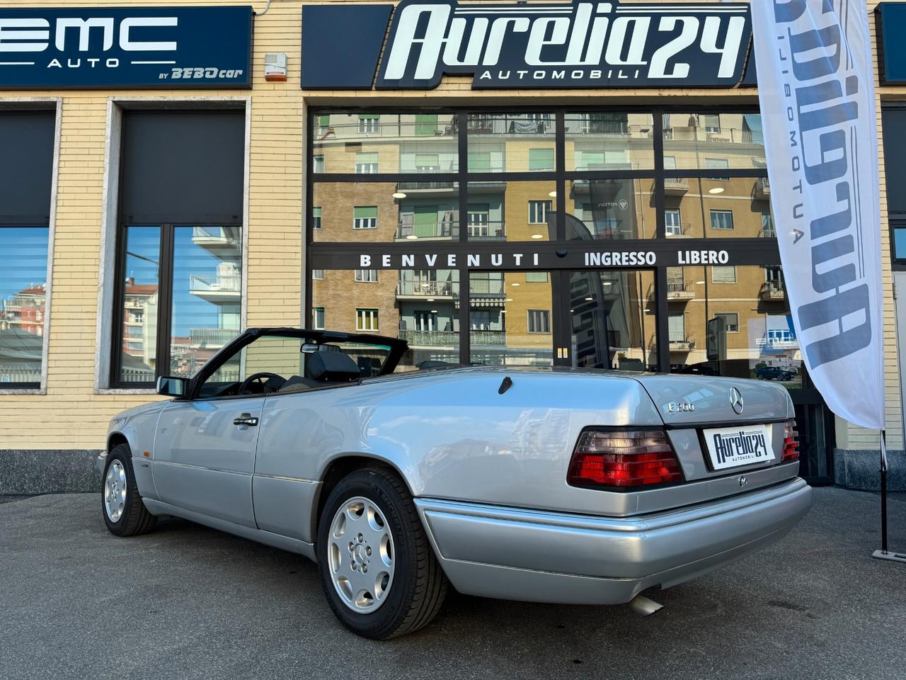 Mercedes-benz E-Series E 200 cabrio