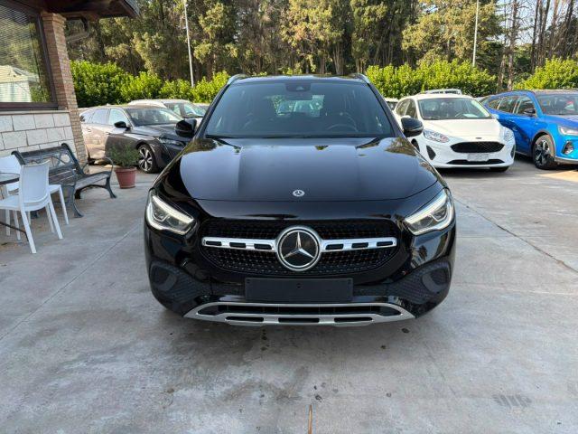 MERCEDES-BENZ GLA 220 d Automatic Sport