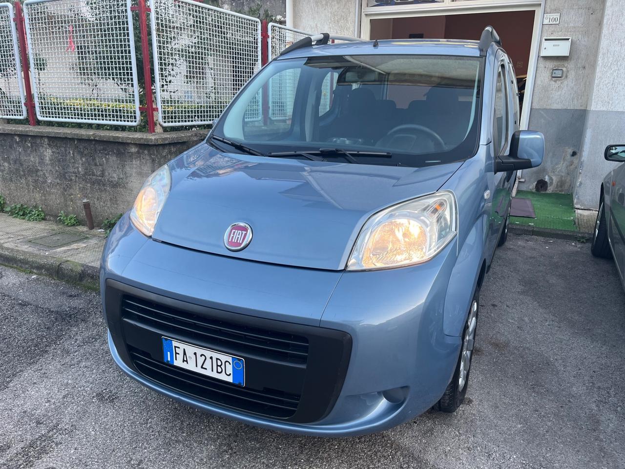 FIAT QUBO FULL OPTIONAL CON I POSTI 2015