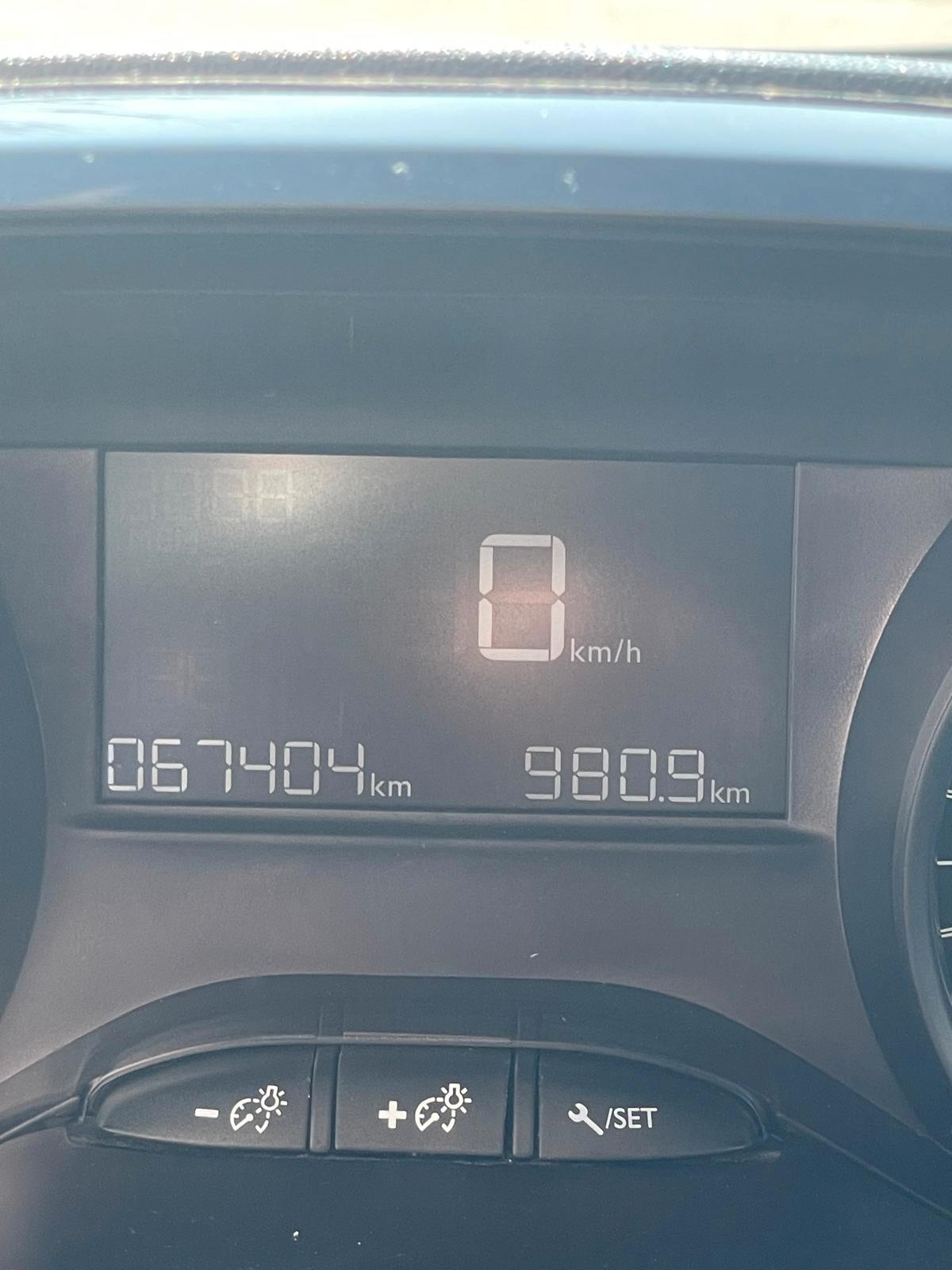 Peugeot 2008 BlueHDi 75 Access