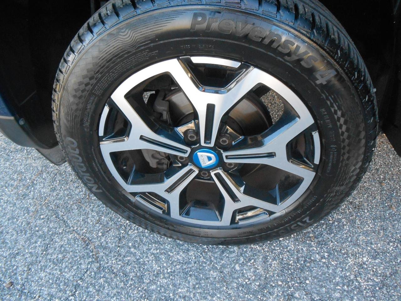 Dacia Duster 1.0 TCe 100 CV ECO-G 4x2 15th Anniversary