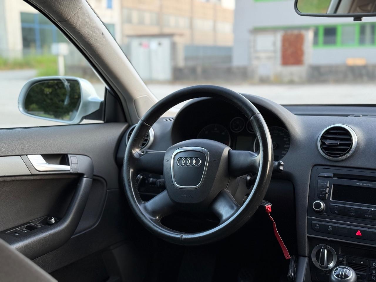 Audi A3 1.6 TDI 105 CV CR Ambition