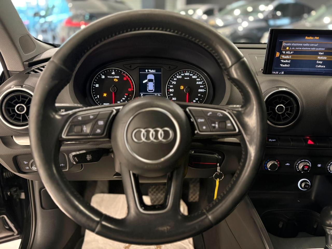 Audi A3 1.6 TDI 116 CV S tronic Business