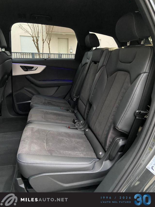 AUDI Q7 50TDI GANCIO 22" VIRTUAL ACC S LINE PANO