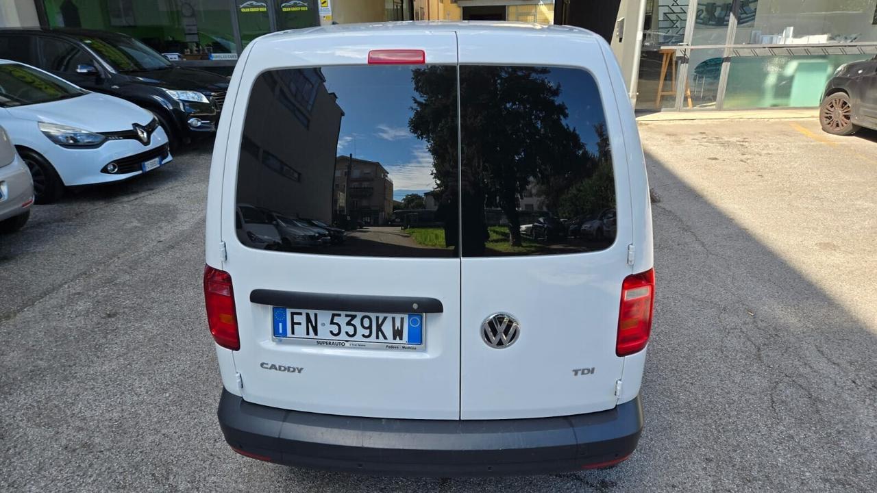 Volkswagen Caddy 2.0 TDI 102 CV Highline 2Posti