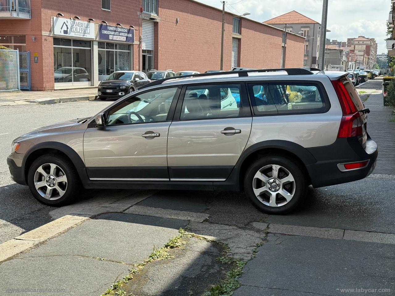 VOLVO XC70 D5 AWD aut.