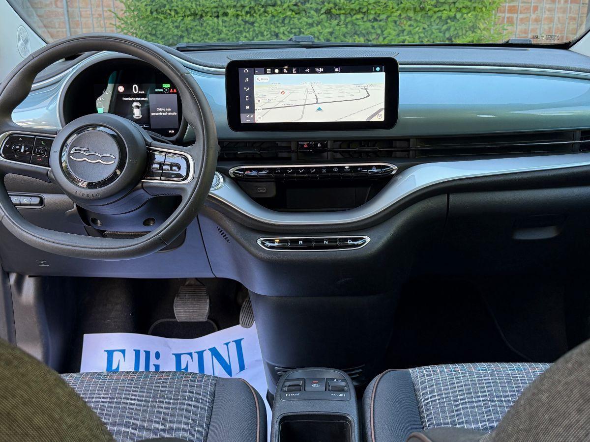 FIAT - 500 E - 500 Icon Berlina 42 KW