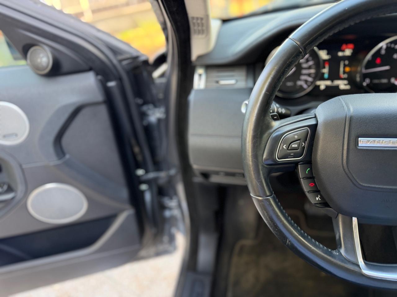Land Rover Range Evoque 2.2 TD4 5p. Prestige