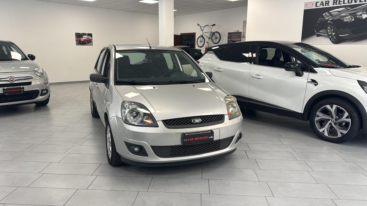 Ford Fiesta 1.4 TDCi 5p. Ghia