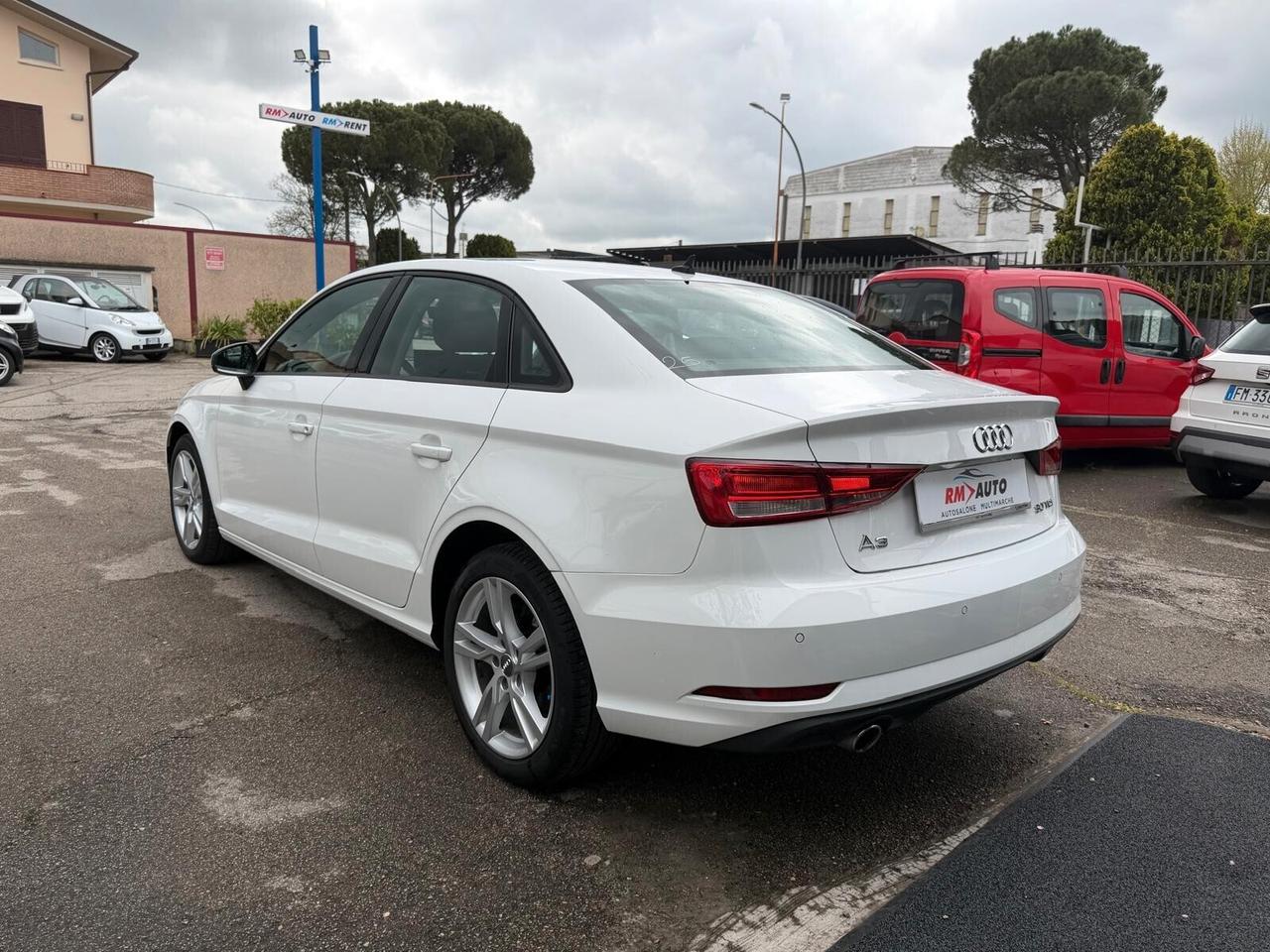 Audi A3 Sedan 30 TDI Admired