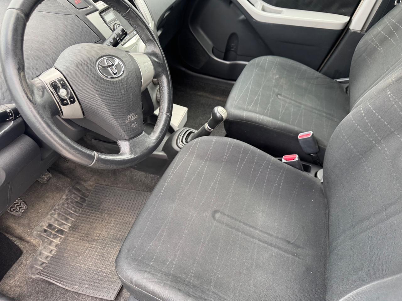 Toyota Yaris 1.3 5 porte Sol