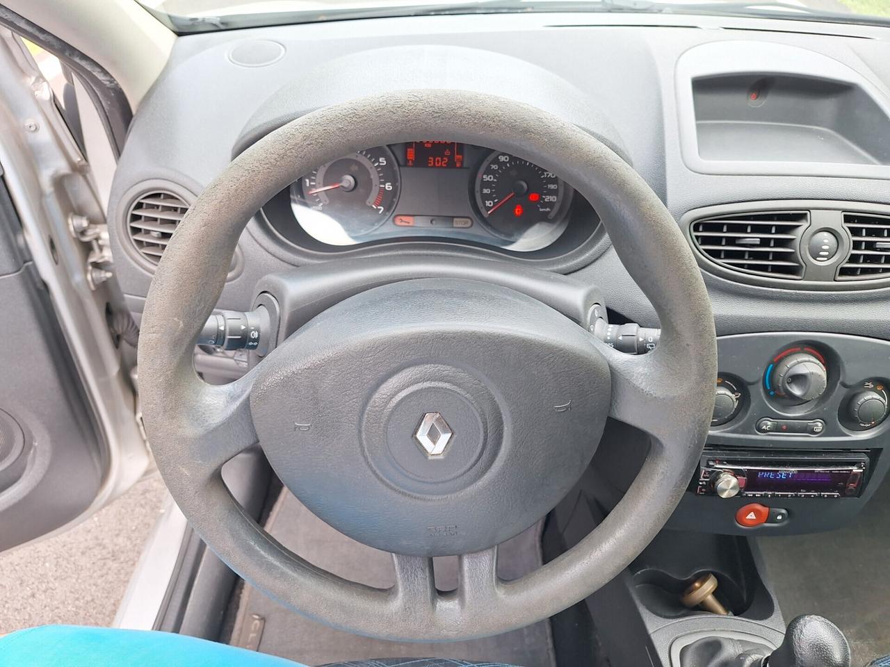 Renault Clio 1.2 B/GPL 75 CAVALLI OK NEOPATENTATI - 2008