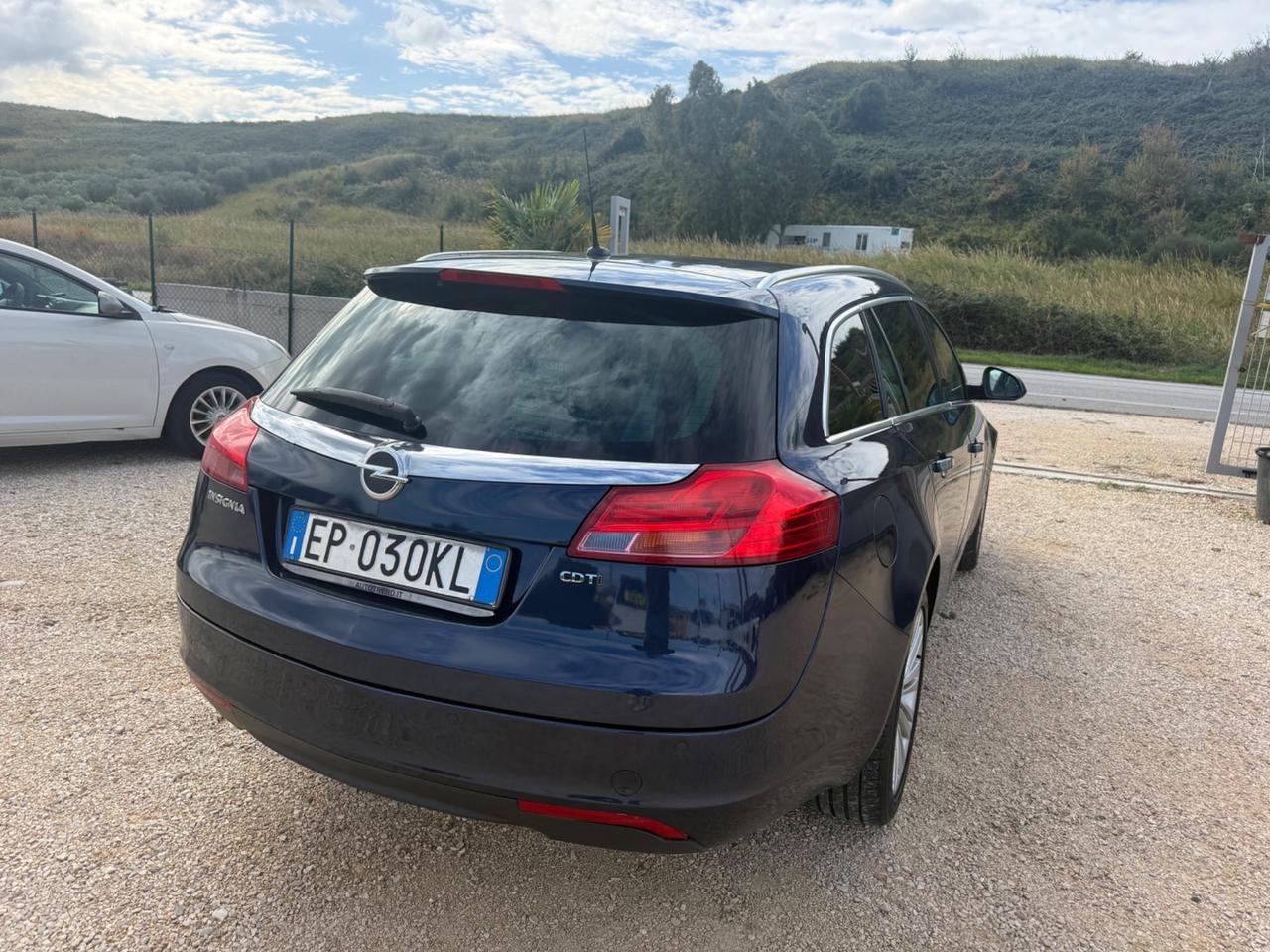 Opel Insignia 2.0 AUTOMATICA 2.990€