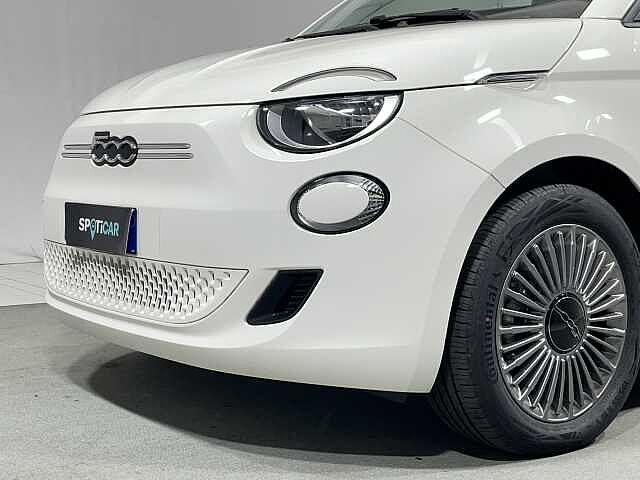 Fiat 500e Berlina 42 kWh