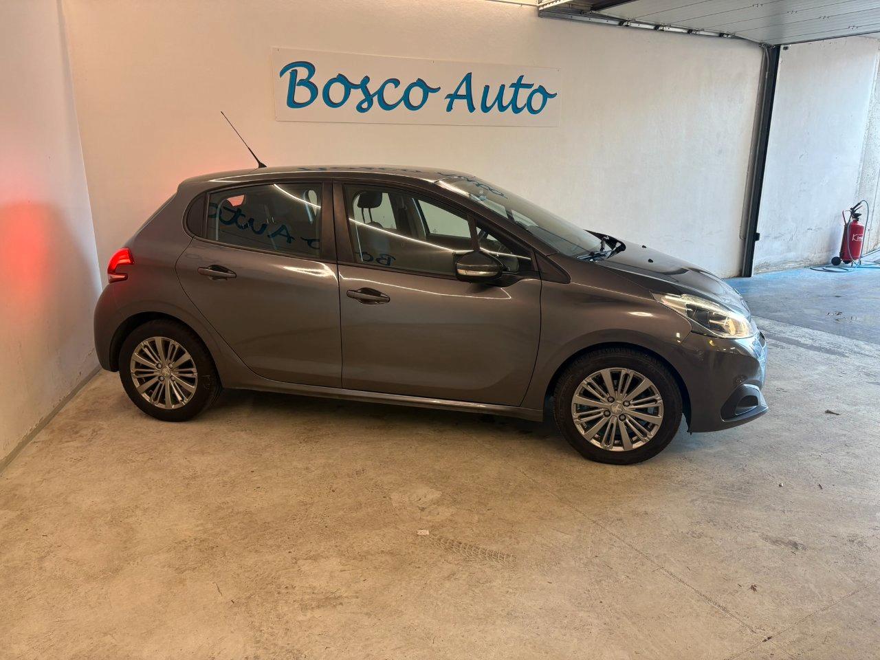 Peugeot 208 5 Porte 208 5p 1.2 puretech Allure gpl 82cv
