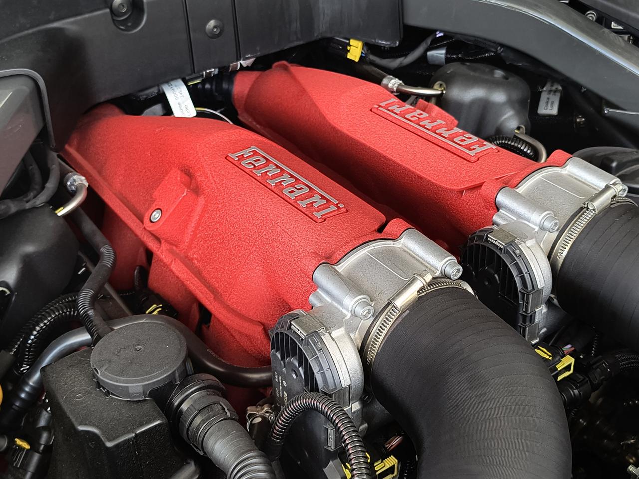 FERRARI Roma Spider - Roma Spider 3.9 F1 dct