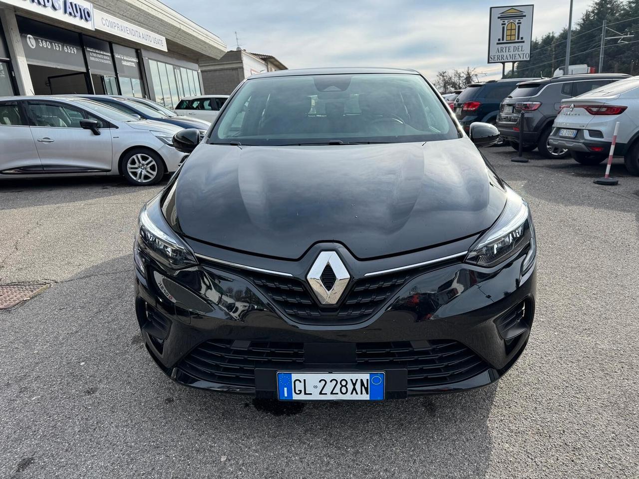 Renault Clio 2022 1.0 tce Intens 90cv*28000KM*