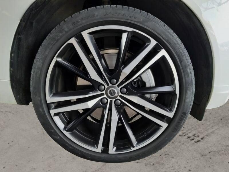 Volvo XC60 B4 197+14 CV AWD Automatica Mild Hybrid Diesel NAVI LED R-design