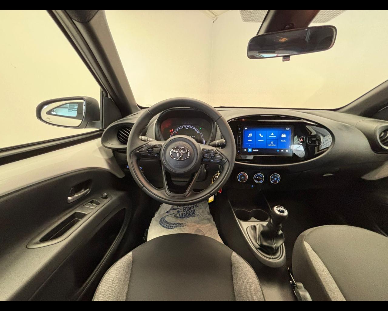 TOYOTA Aygo X - Aygo X 1.0 Active 72cv