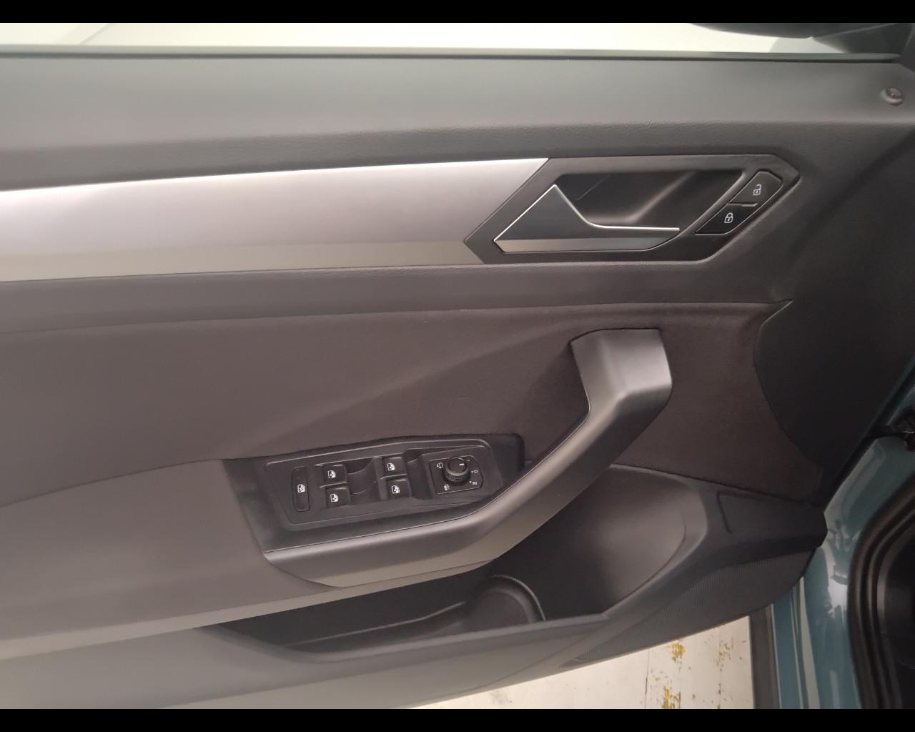 VOLKSWAGEN T-Roc I 2022 - T-Roc 1.0 tsi Edition Plus 115cv