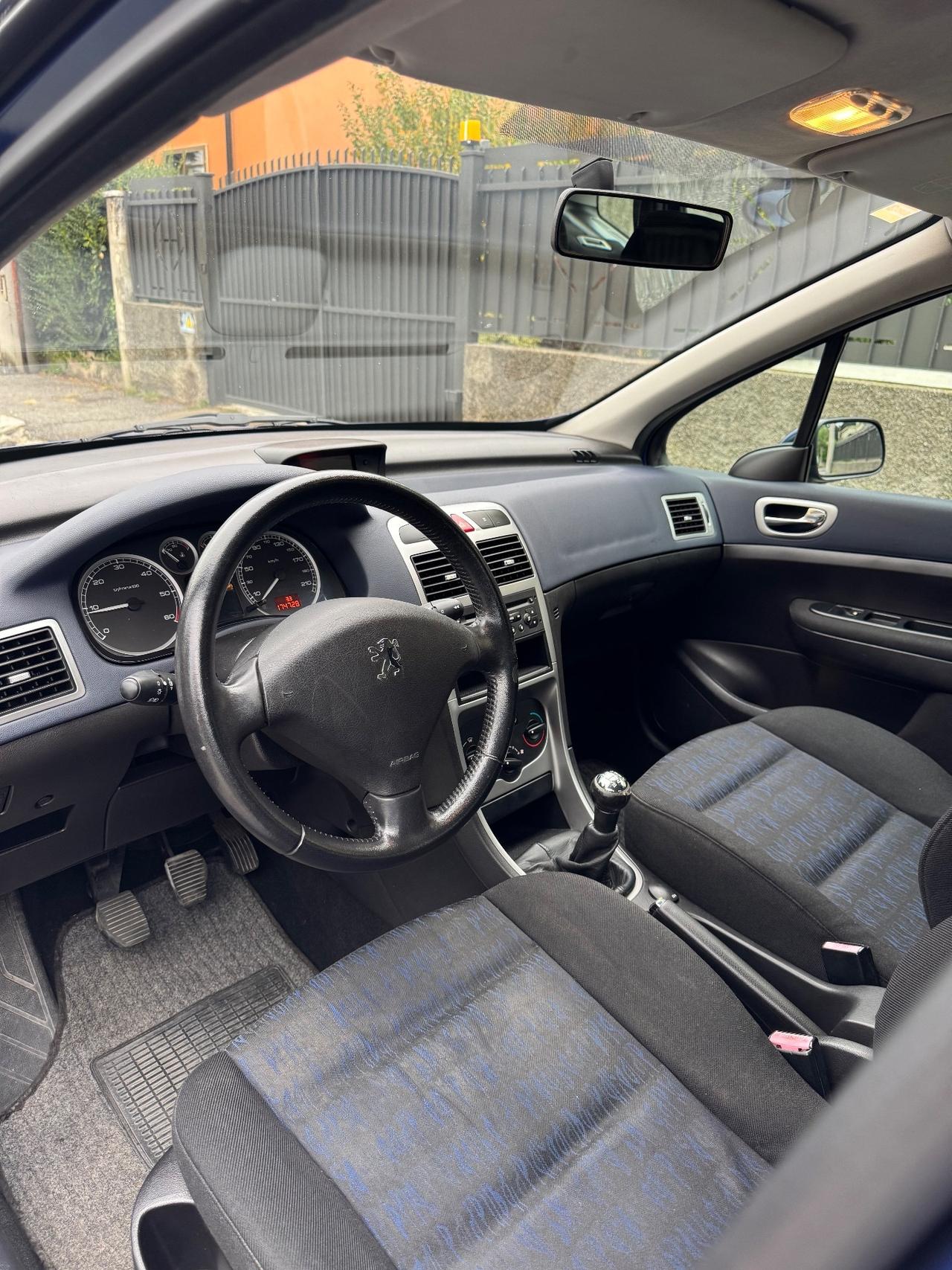 Peugeot 307 2.0 HDi 5p. XT