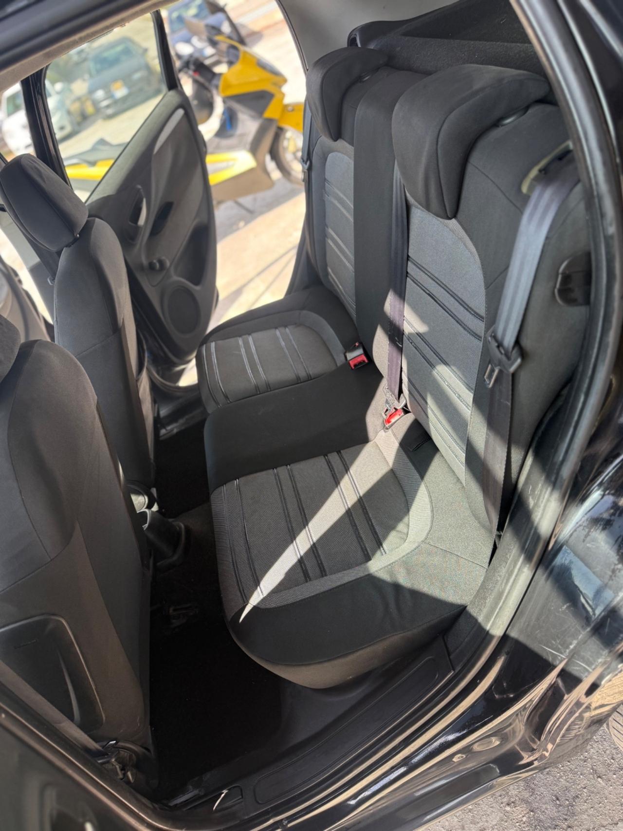 Fiat punto evo 1.4 natural power Uniproprietà